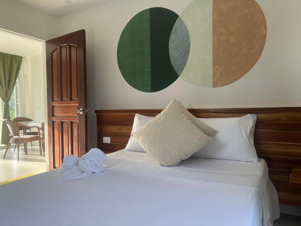 Royal Suites - Port Barton San Vicente  Exteriör bild